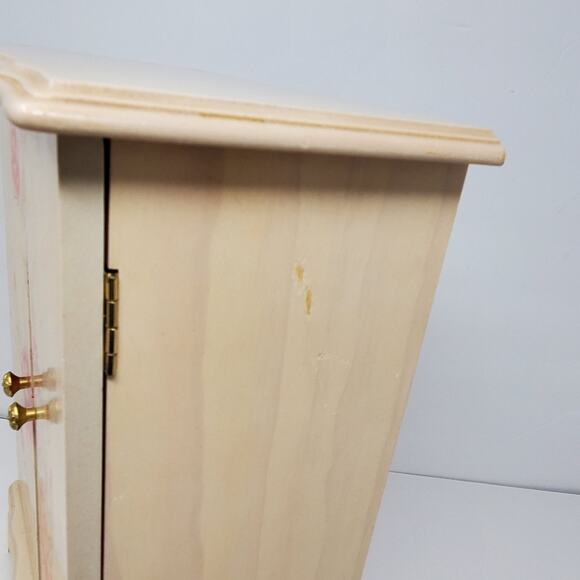 Wooden Floral lacquered open front jewelry box in good used condition - Picture 5 of 9